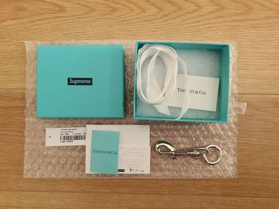 Supreme / Tiffany & Co. Return to Tiffany Oval Tag Keyring "Silver"