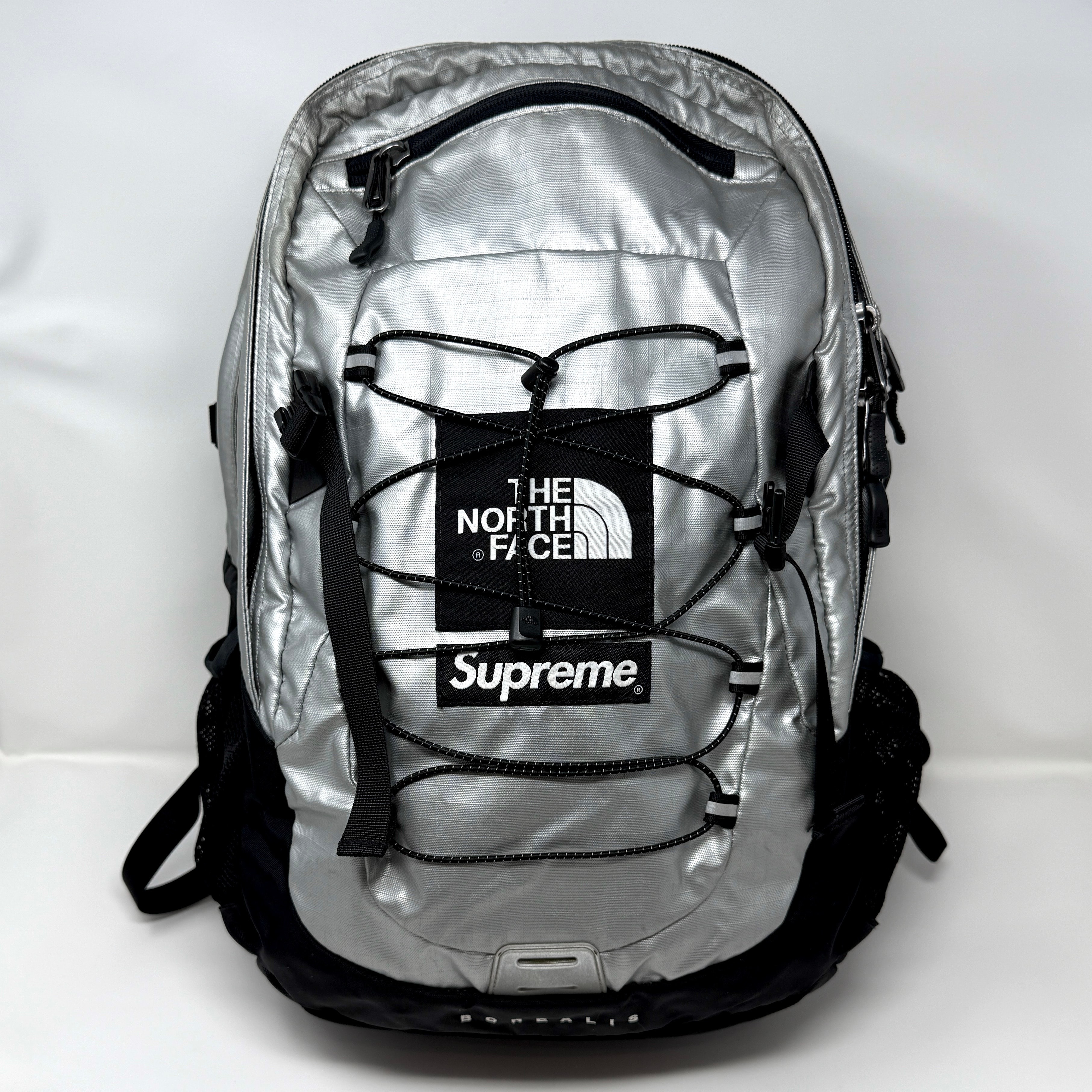 シュプリーム x ザノースフェイス メタリック ボレアリス バックパック "シルバー"