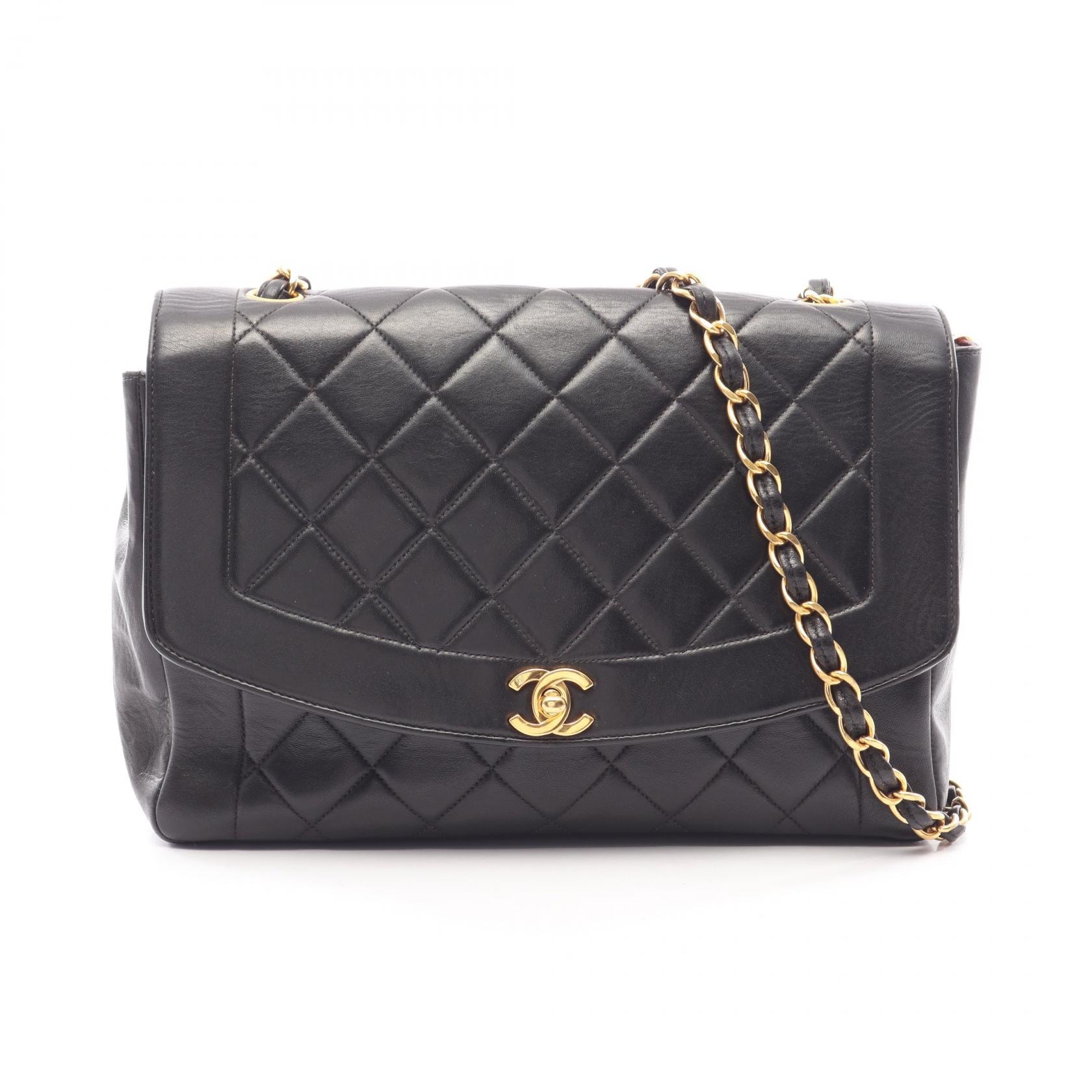 シャネル CHANEL マトラッセ ダイアナフラップ ショルダーバッグ バッグ ラムスキン(羊革) レディース ブラック系 【中古】