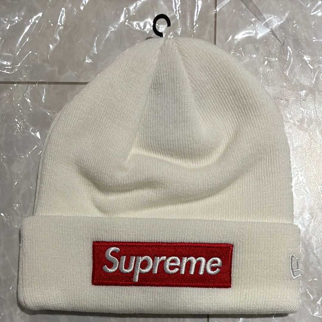 Supreme New Era® Box Logo Beanie "White" (21FW)