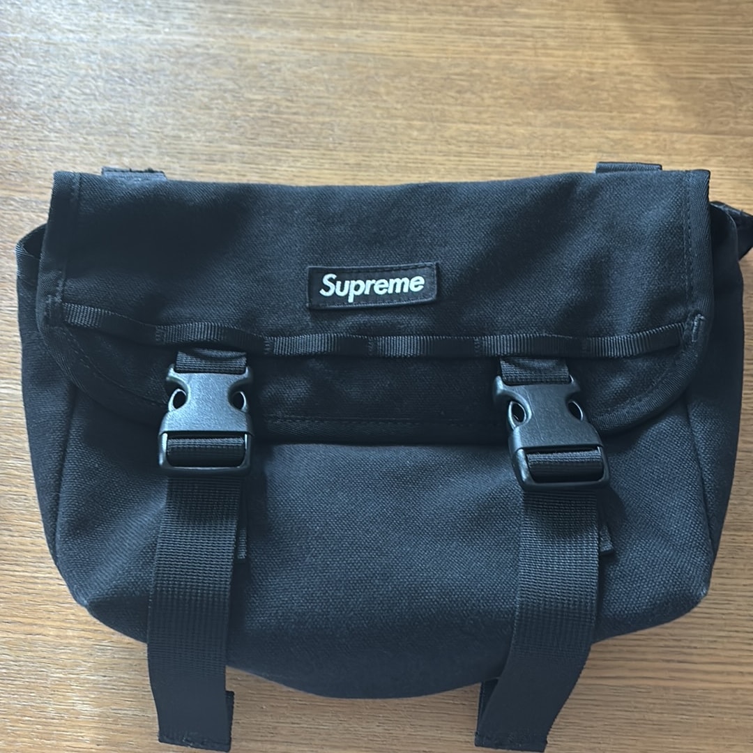 Supreme 25SS Mini Messenger Bag "Black"