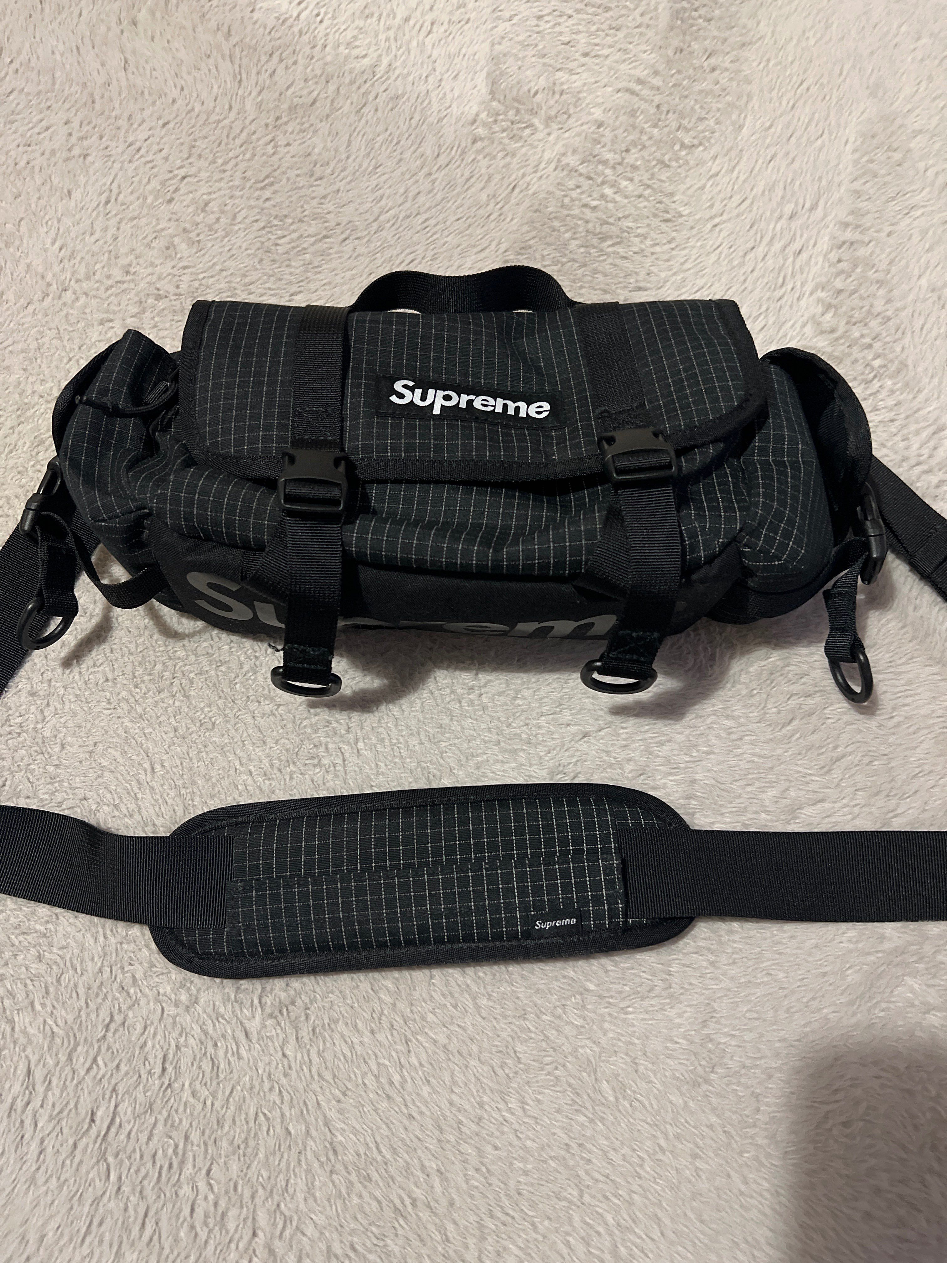 Supreme Mini Duffle Bag "Black" (24SS)
