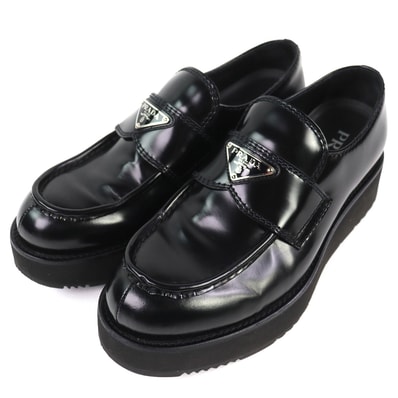 美品 プラダ トライアングルロゴ ローファー ブラック 6.5 2DG147