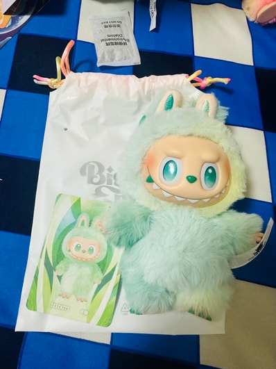 POP MART THE MONSTERS (LABUBU) Big into Energy Series Plush Pendant SERENITY