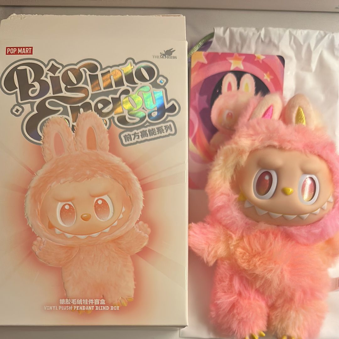 POP MART THE MONSTERS (LABUBU) Big into Energy Series Plush Pendant LOYALTY