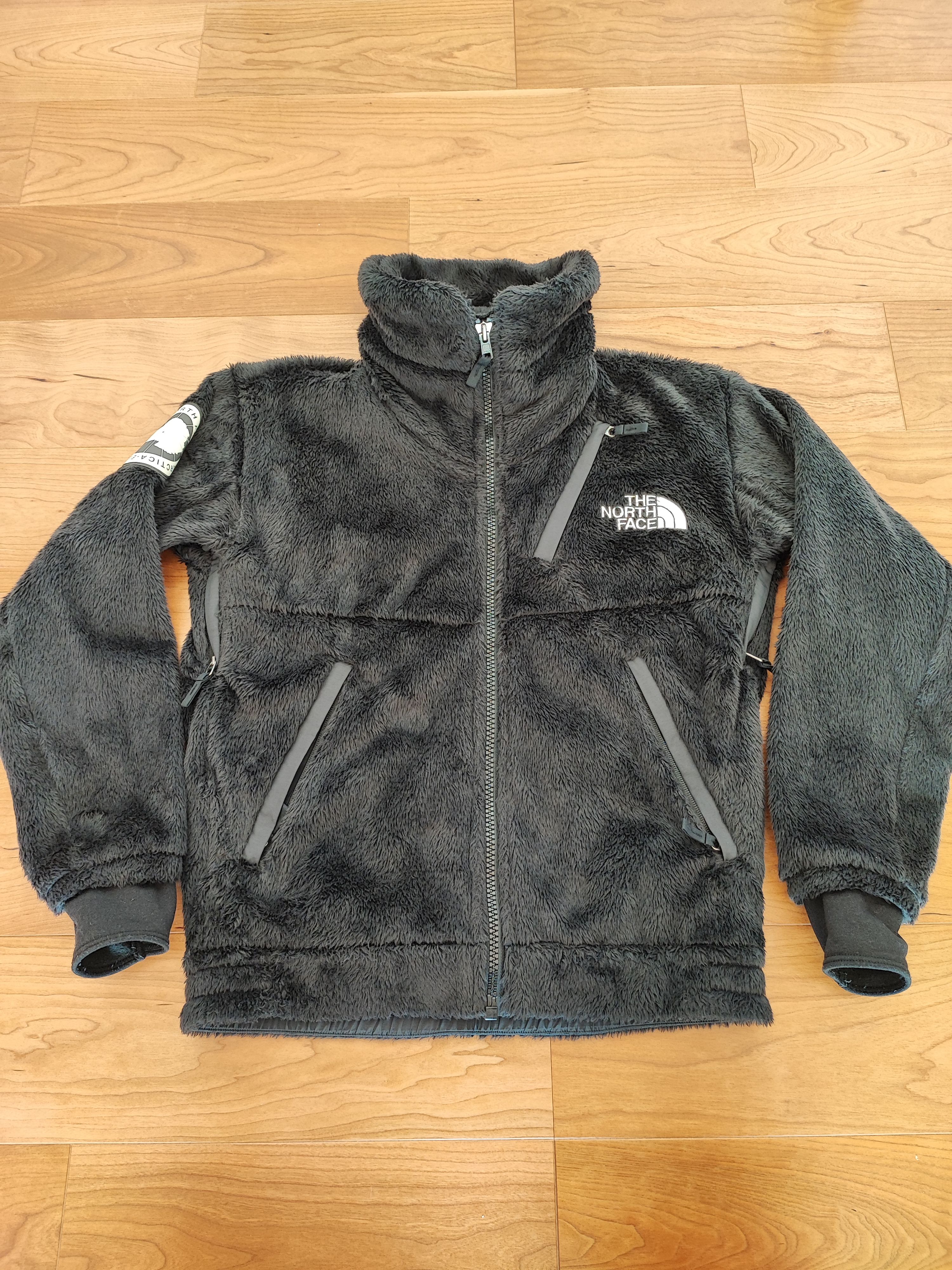 The North Face Antarctica Versa Loft Jacket  "Black"