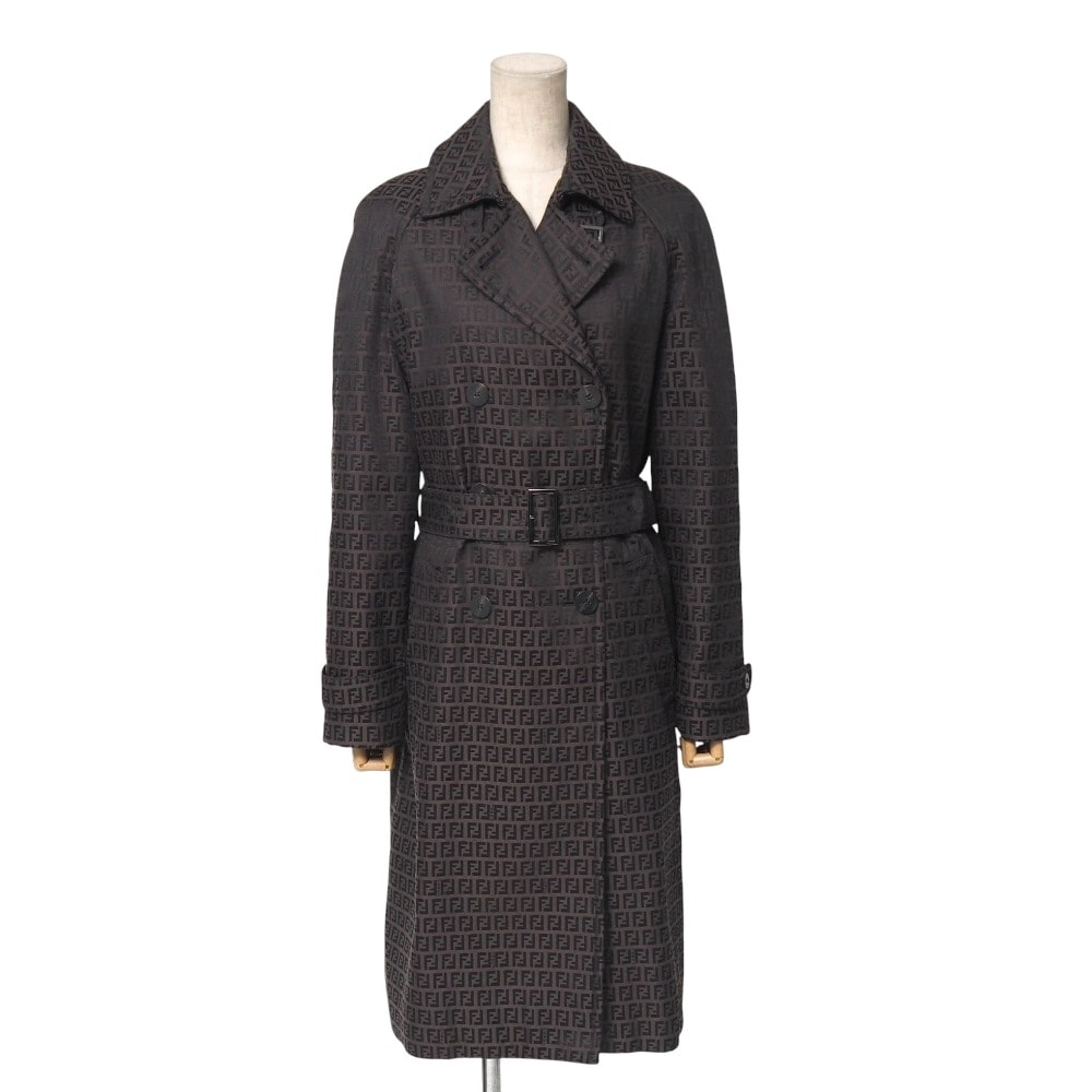 【美品】FENDI ズッカ ズッキーノ トレンチ コート 総柄 40イタリア製 美品】FENDI ズッカ ズッキーノ トレンチ コート 総柄 40イタリア製