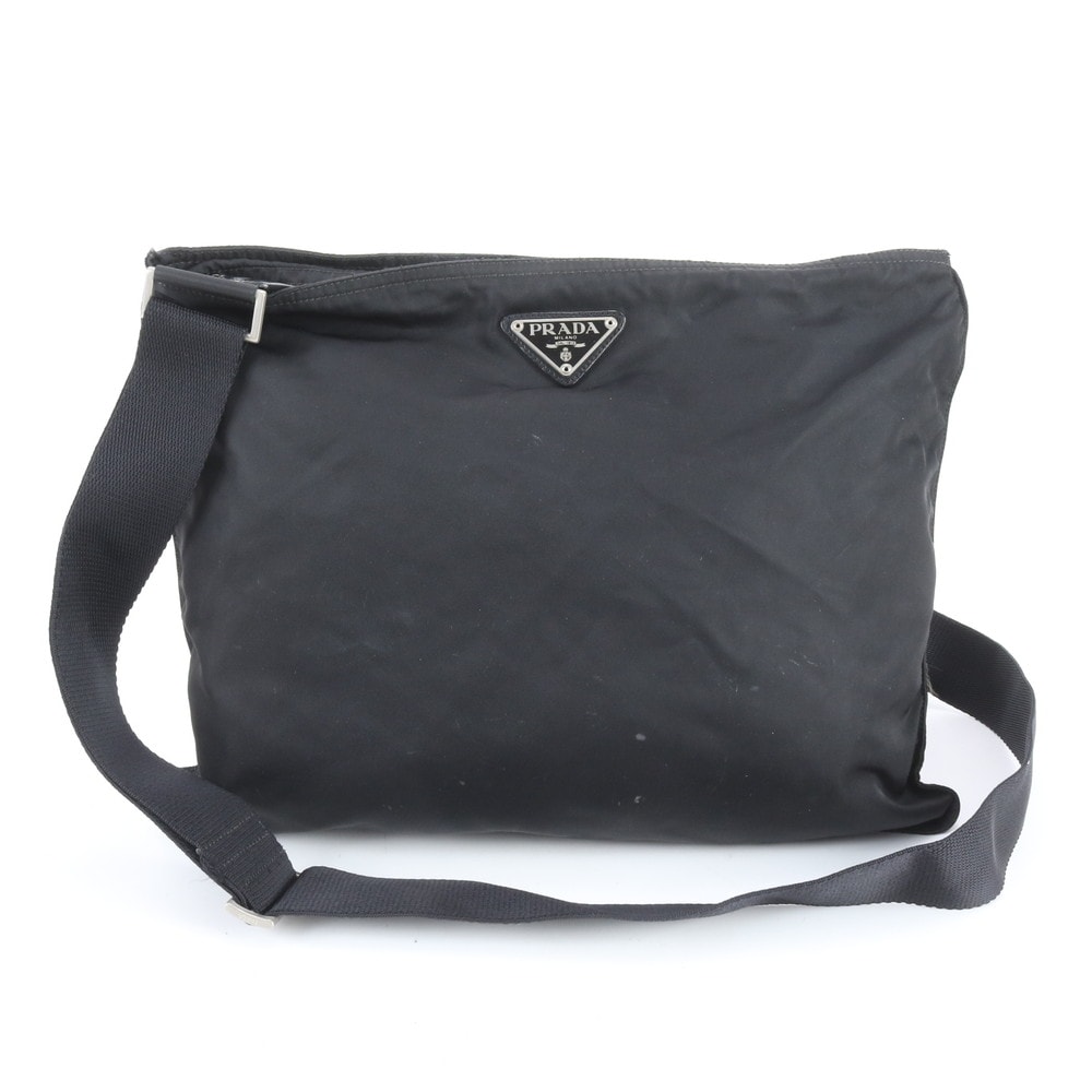 プラダ テスート ナイロントライアングルロゴショルダーバッグ