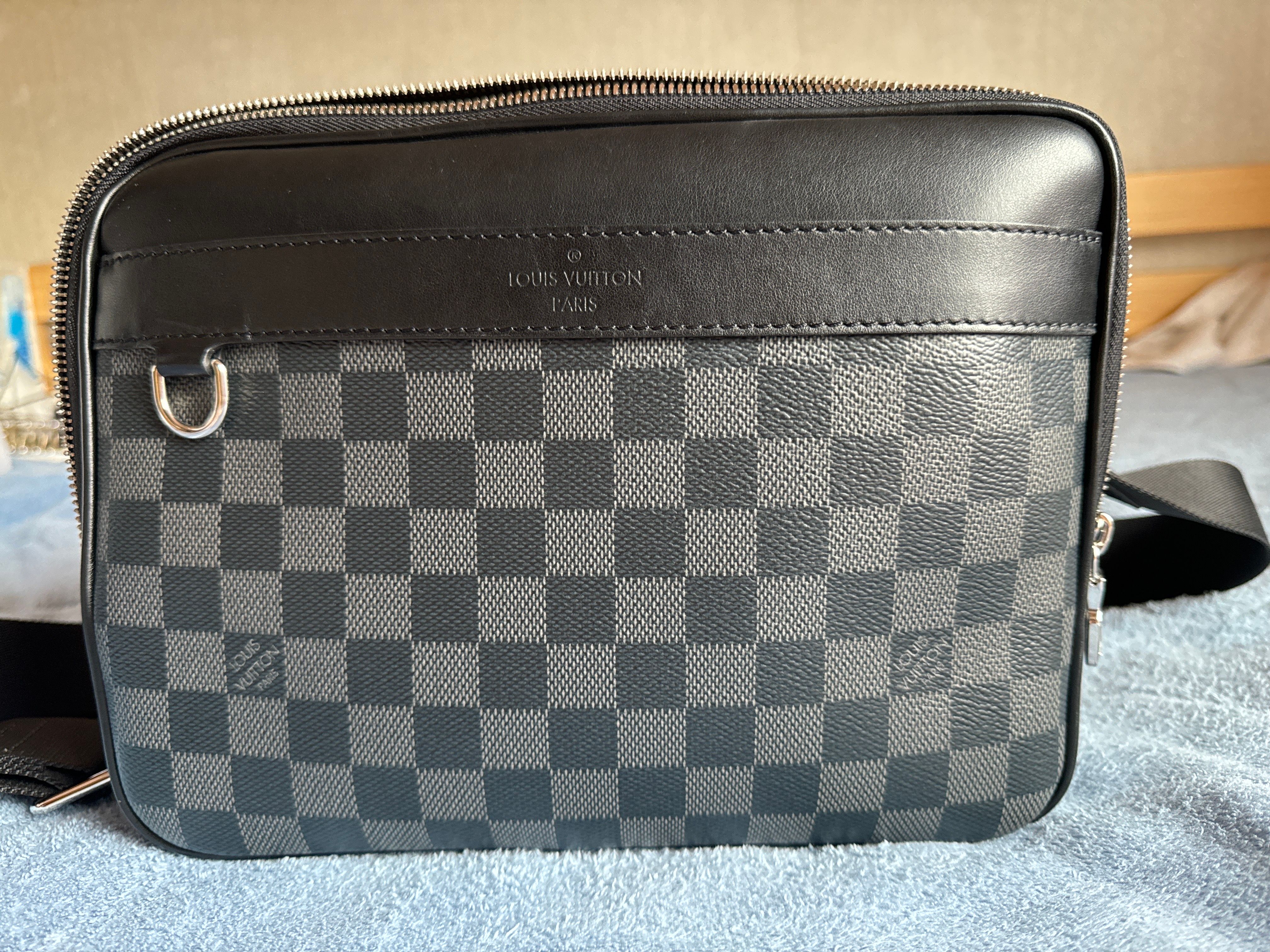 Louis Vuitton Trocadero Messenger PM Damier Graphite