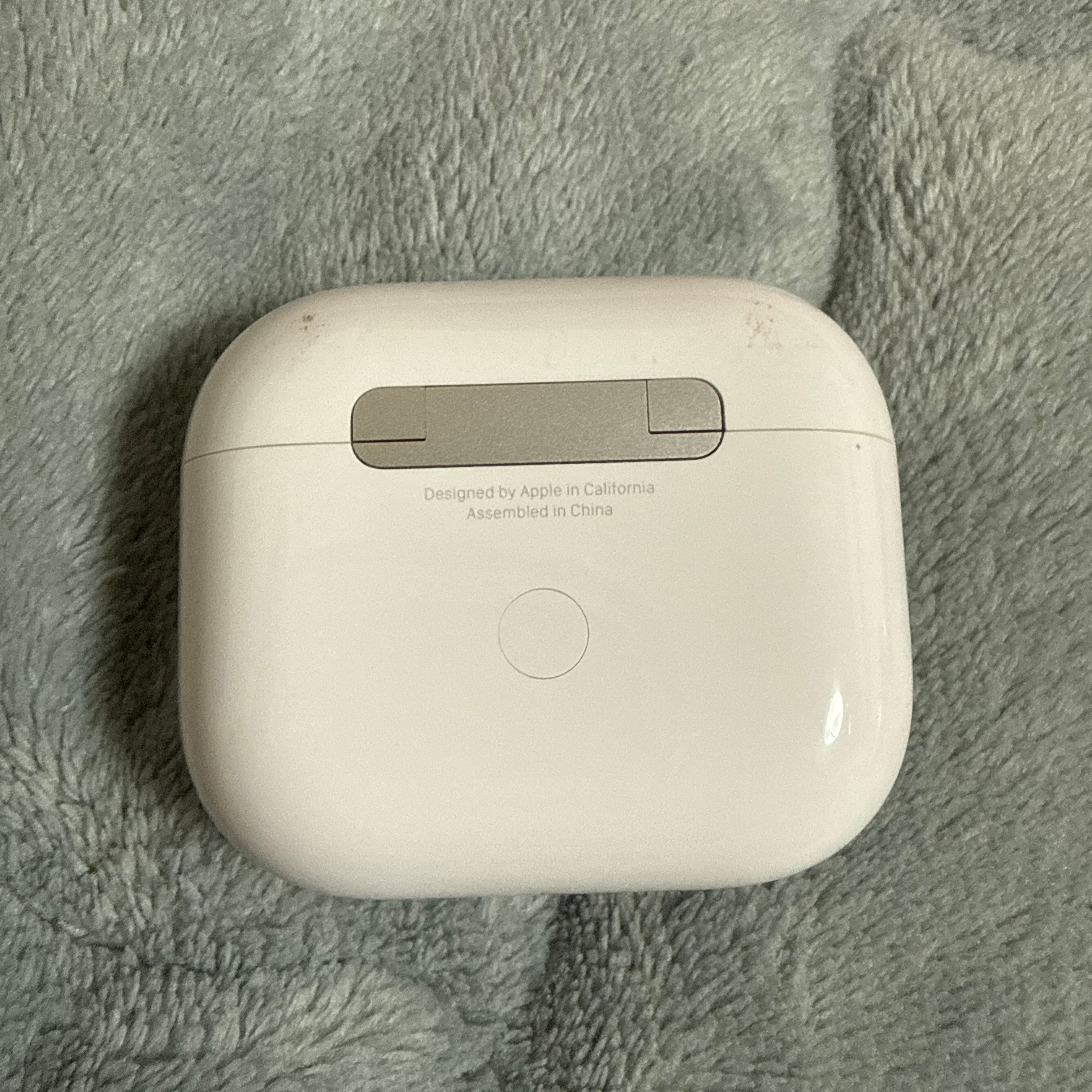 Apple AirPods (3rd Generation) With Lightning Charging Case