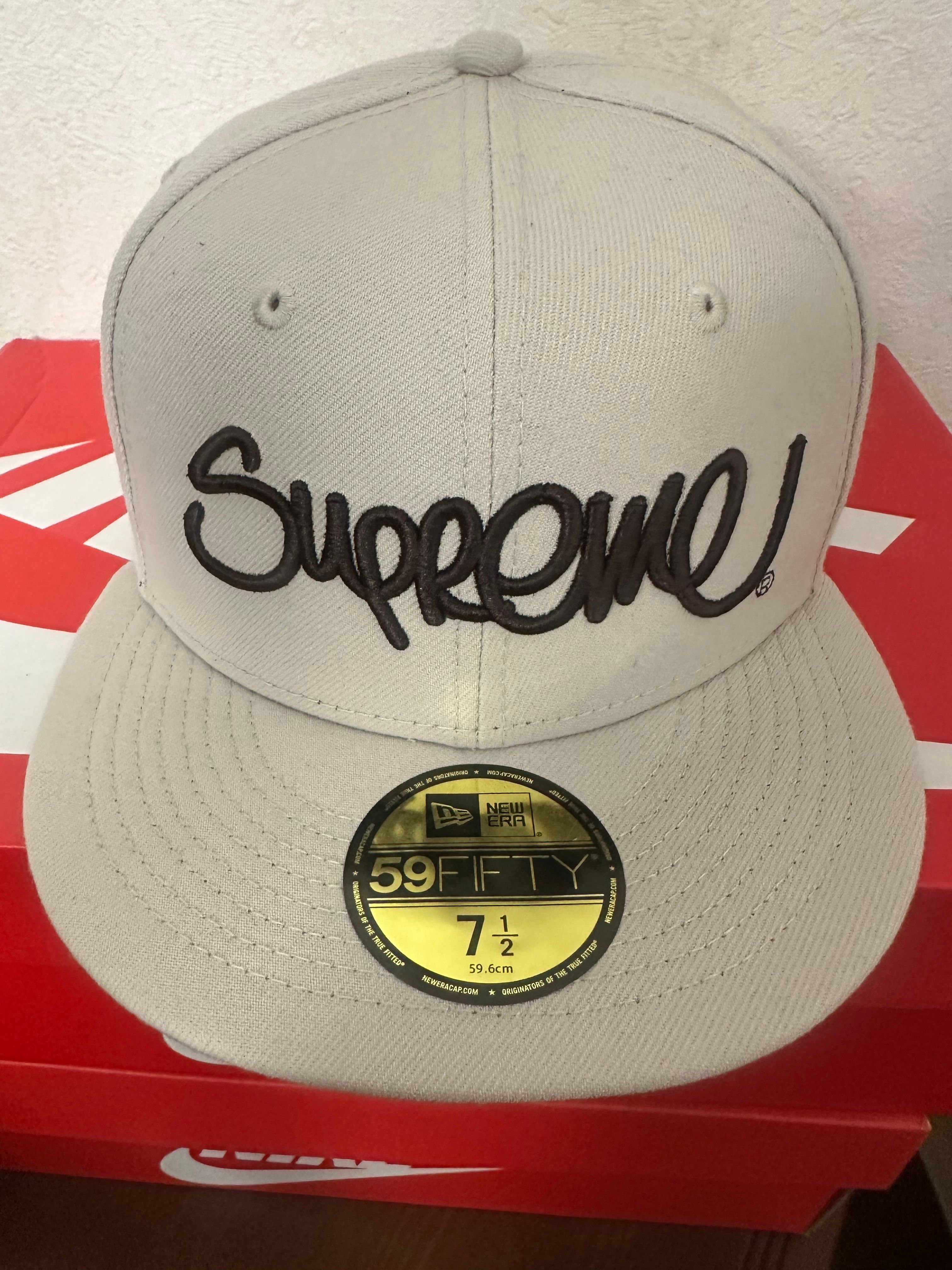 Supreme Handstyle New Era "Stone"