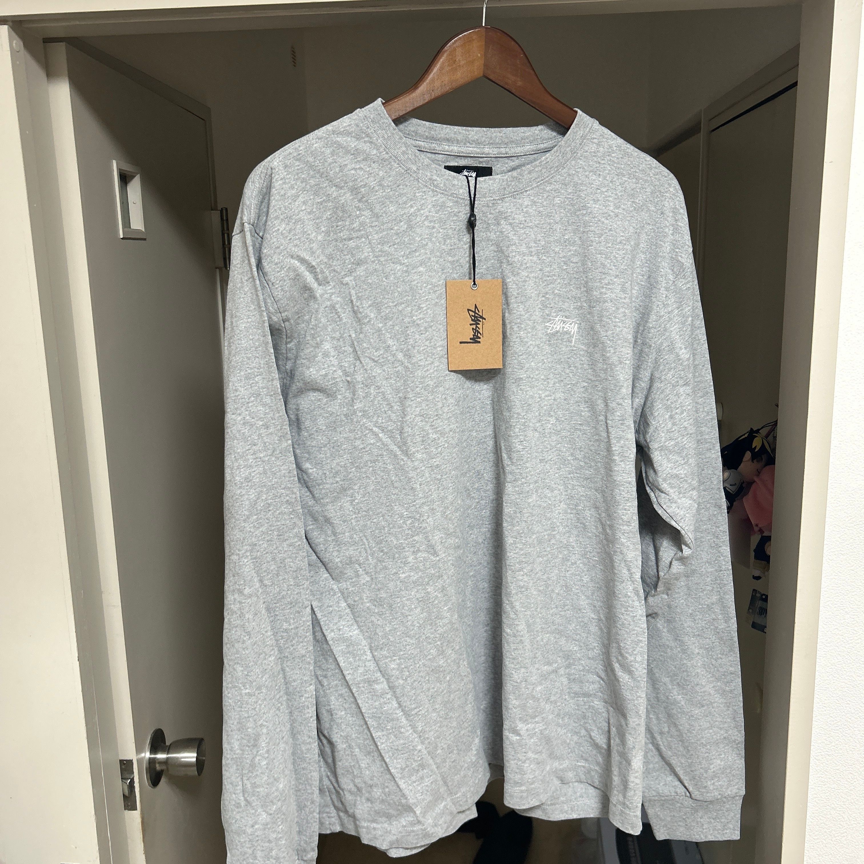 STUSSY STOCK LOGO LS CREW GREY 