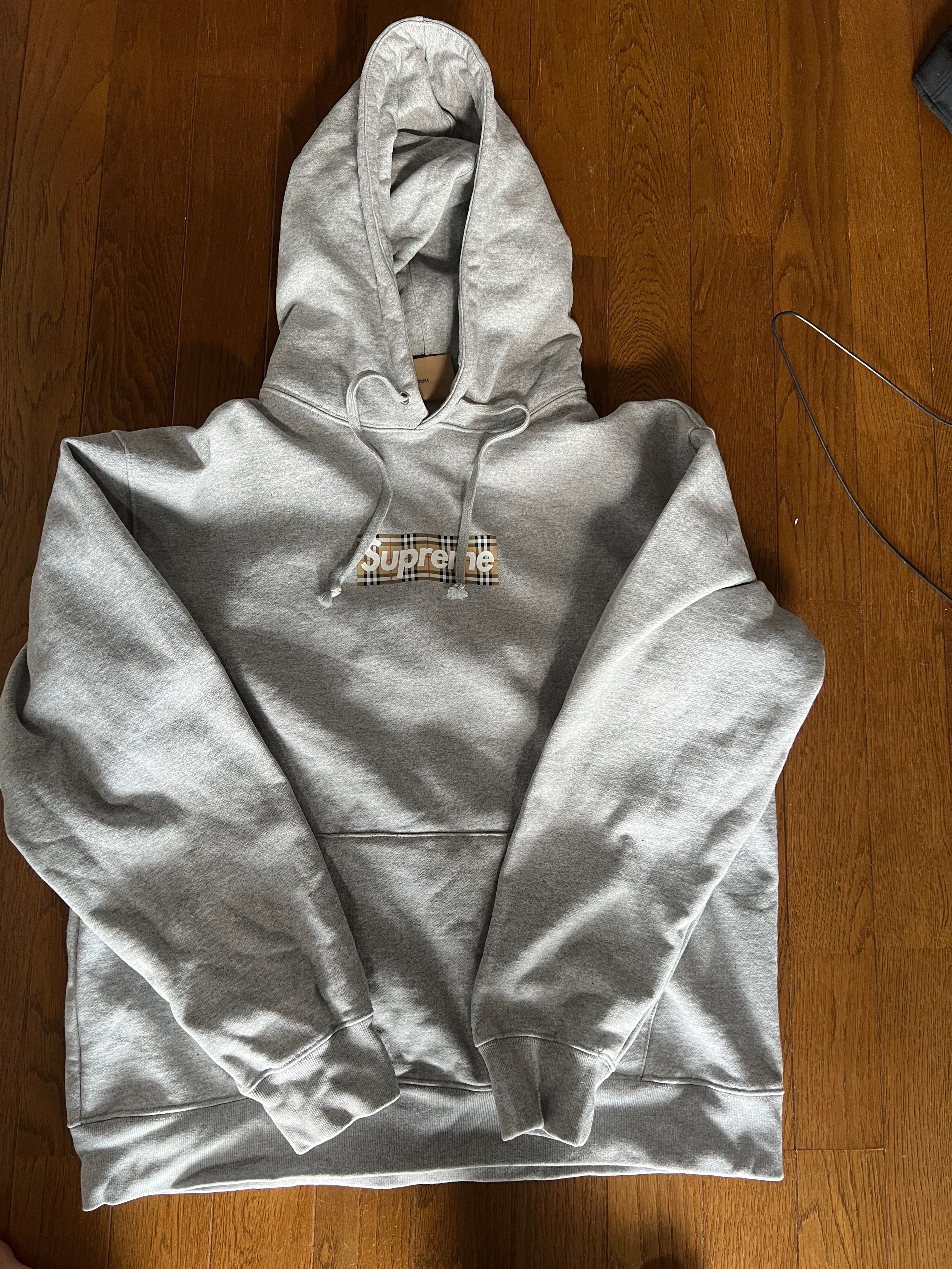 Supreme / Burberry Box Logo Hooded Sweatshirt "Heather Grey"