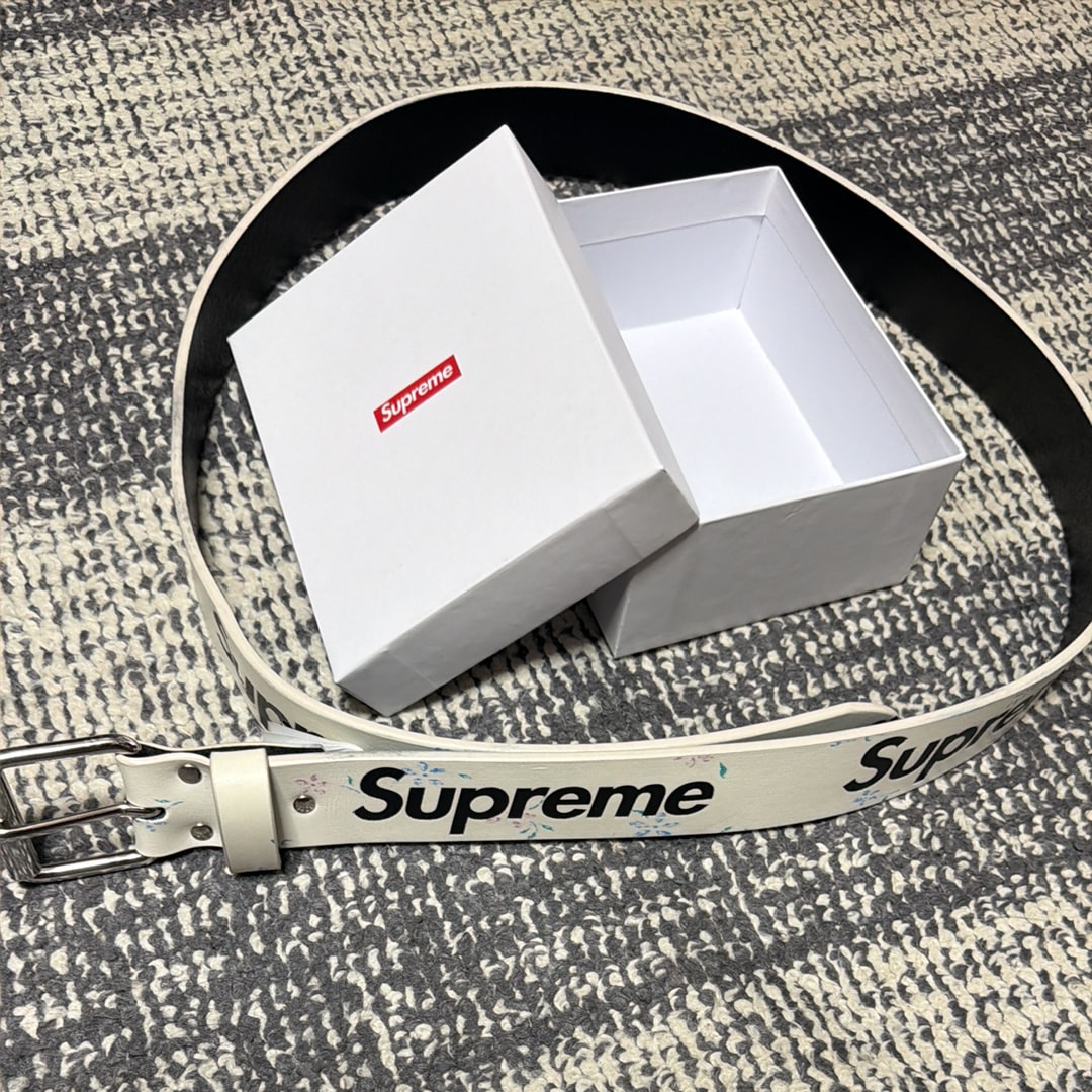 Supreme Repeat Leather Belt (25FW) 