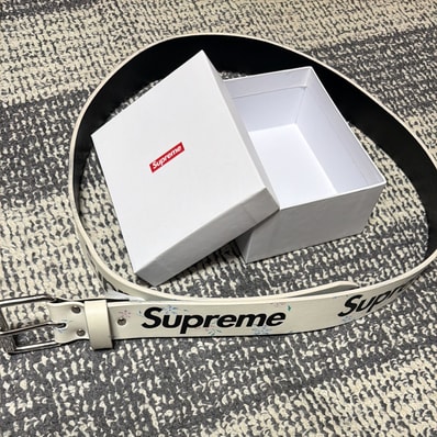 Supreme Repeat Leather Belt (25FW) "Floral"