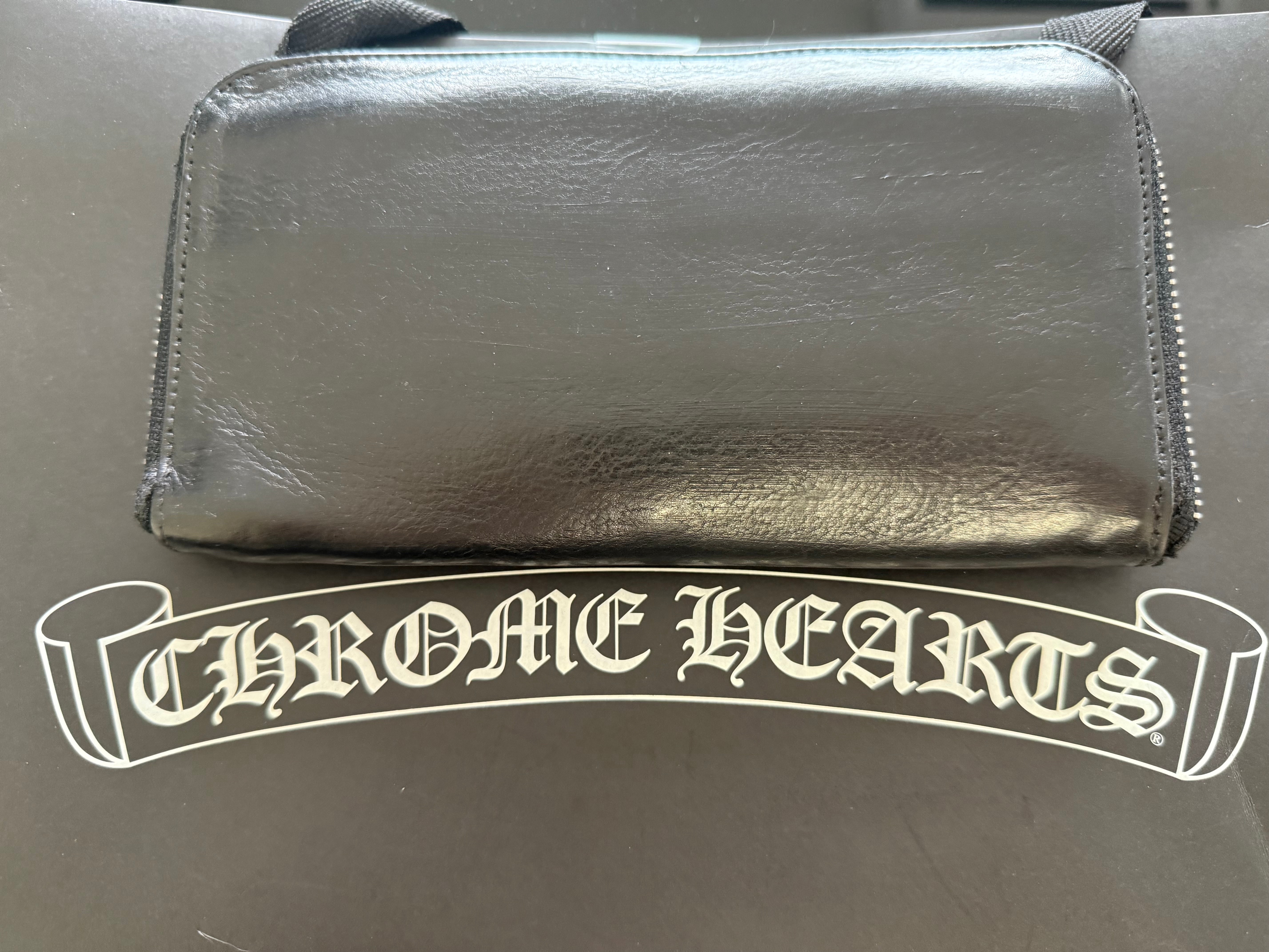 正規品！CHROME HEARTS クロムハーツ プレーンウォレット 財布