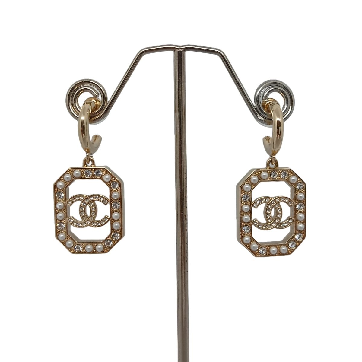 CHANEL シャネル ココマーク オクタゴン ピアス ピアス メタル ゴールド  レディース【中古】