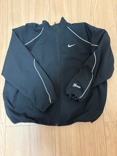 Supreme x Nike Track Jacket "Black"