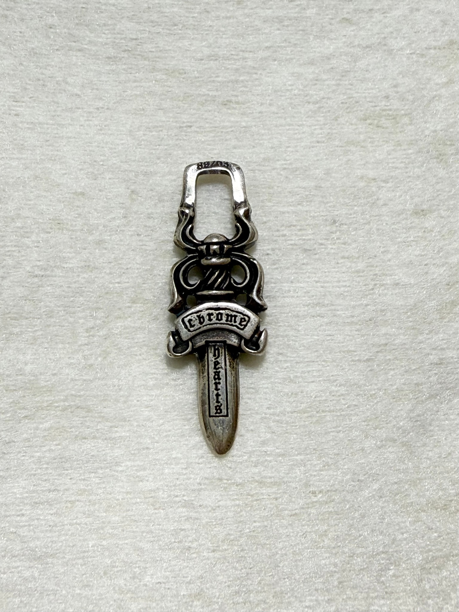 Chrome Hearts #5 Dagger Charm Zip 1 "Silver"
