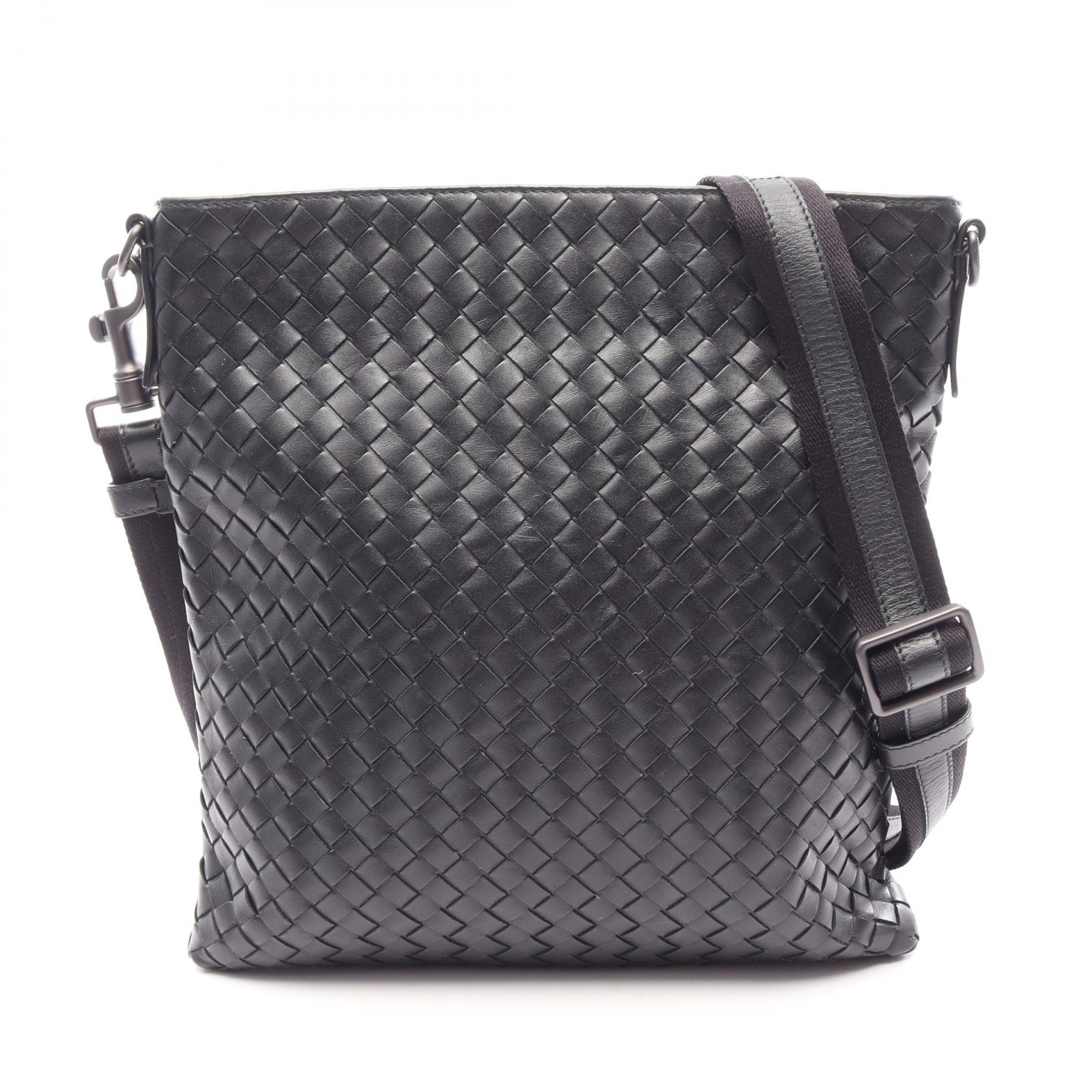 ボッテガヴェネタ BOTTEGA VENETA イントレチャート ショルダーバッグ バッグ レザー メンズ ブラック系 【中古】