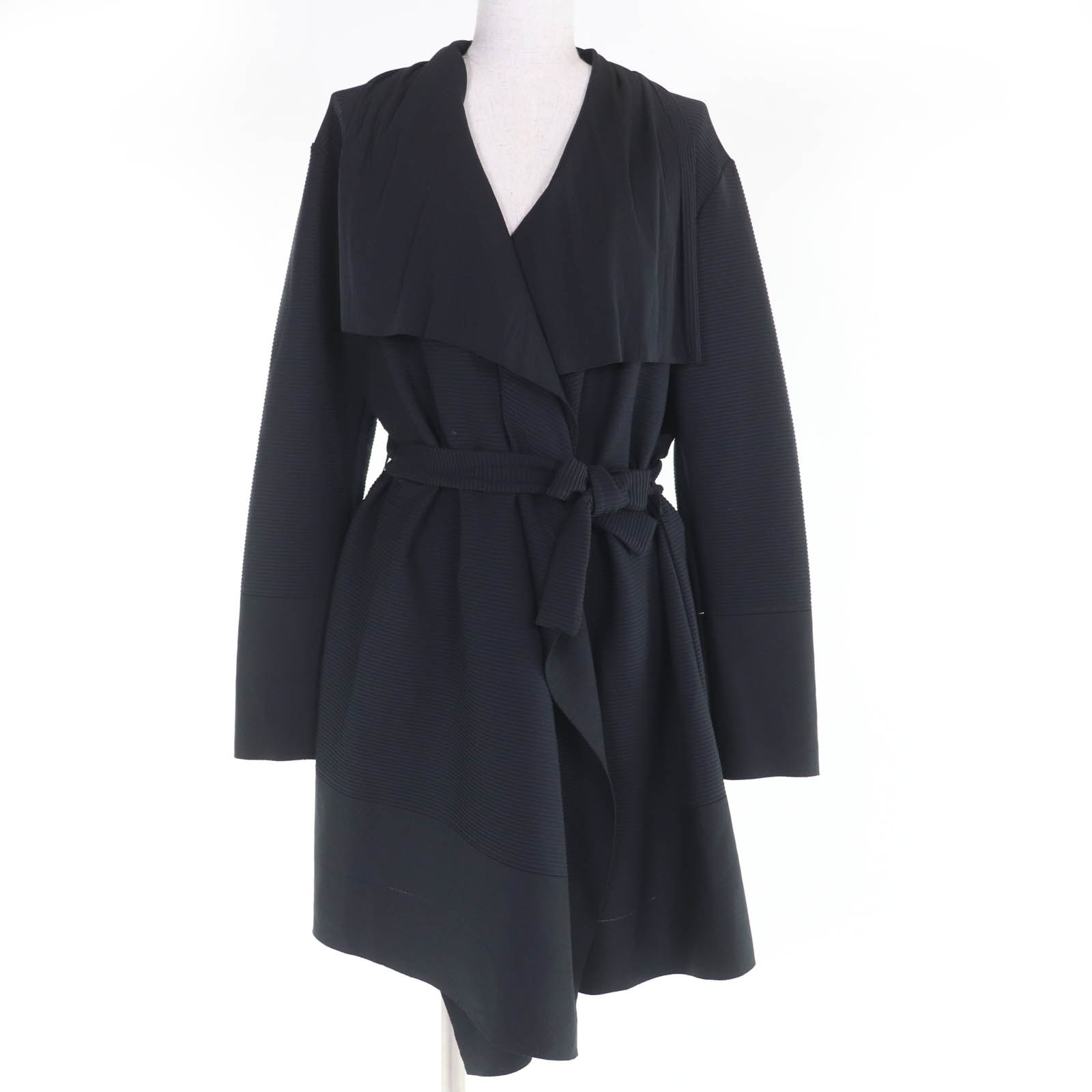 極美品 イッセイミヤケ コート ブラック レディース 3 IM54KO500