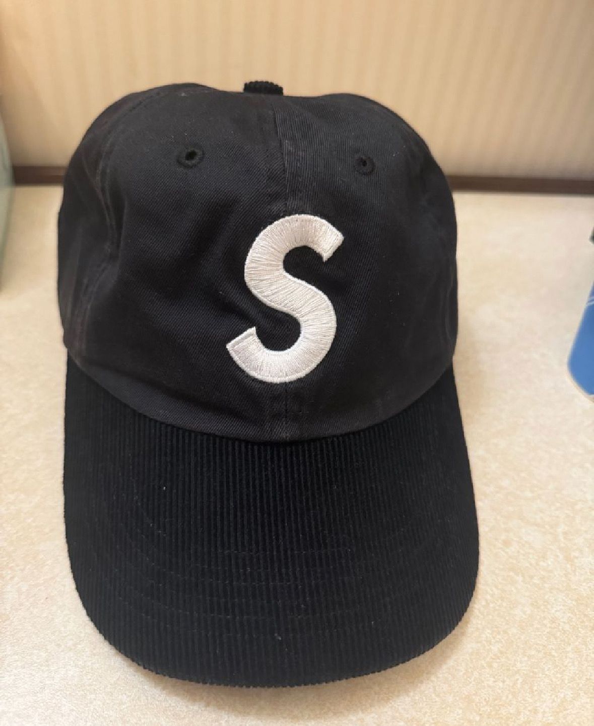 Supreme 2-Tone S Logo 6-Panel "Black"