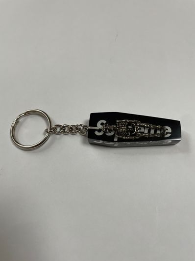 Supreme Skeleton Keychain "Black"