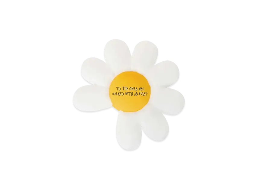 PEACEMINUSONE x Toy Story THE FIRST FAN Daisy Cushion PEACEMINUSONE x Toy Story THE FIRST FAN Daisy Cushion