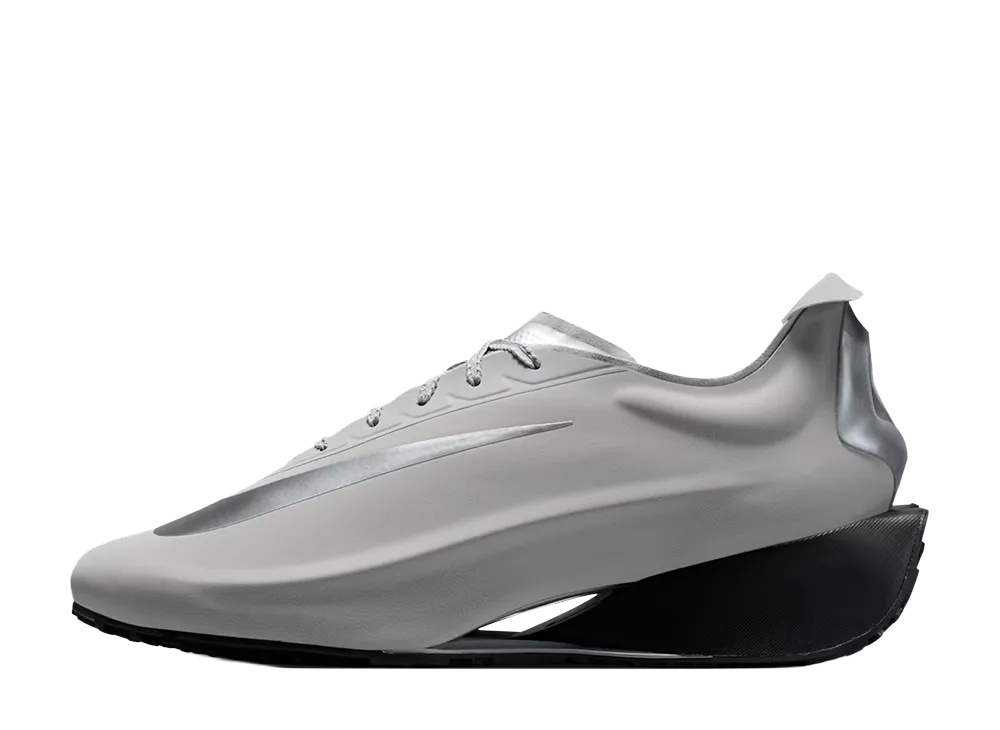 Nike Women's First Sight Noir "Flat Silver/Black"