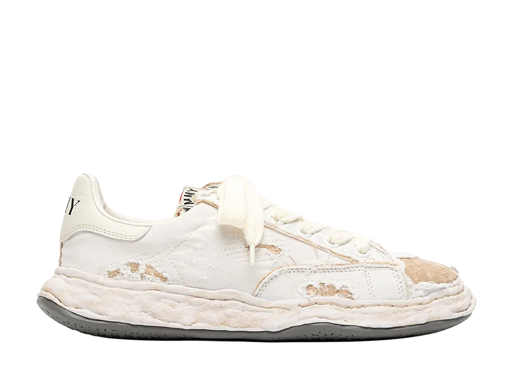 Maison MIHARA YASUHIRO CHARLES OG Sole Ripped Overdye Canvas Low-top Sneaker "White"