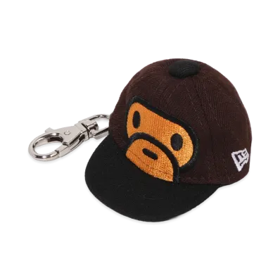 A BATHING APE x NEW ERA Milo Face Cap Key Chain "Brown"