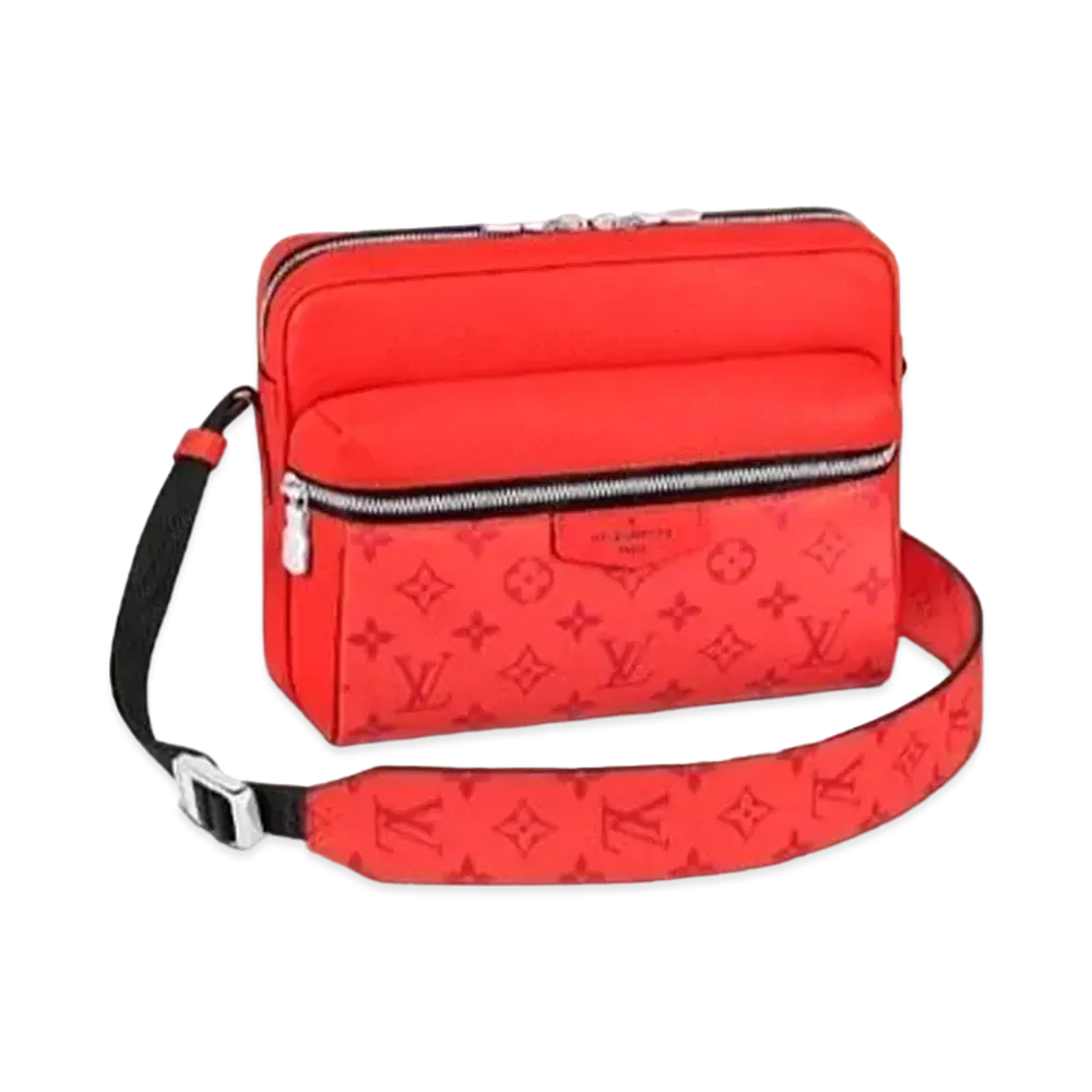 Louis Vuitton Outdoor Messenger Taigarama "Rouge"