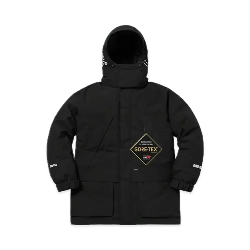 Supreme GORE-TEX 700-Fill Down Parka "Black"