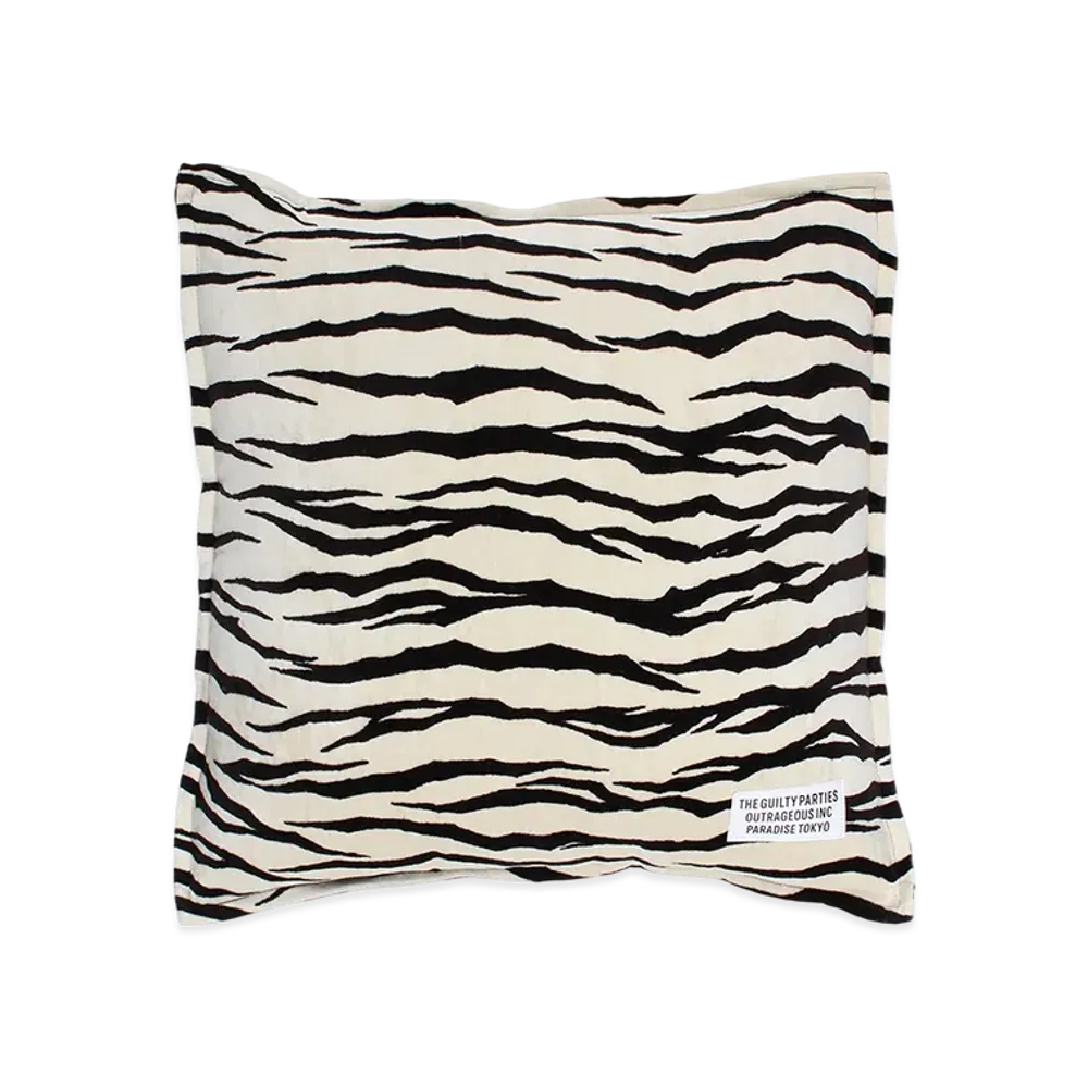 WACKO MARIA Tiger Velveteen Cushion "White"
