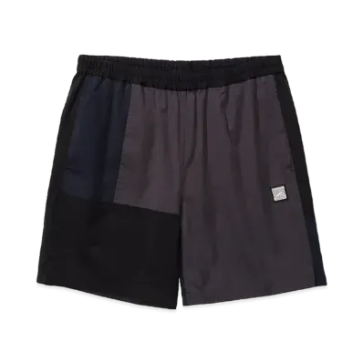 UNDEFEATED Icon Badge Short - 50065 "Black"
