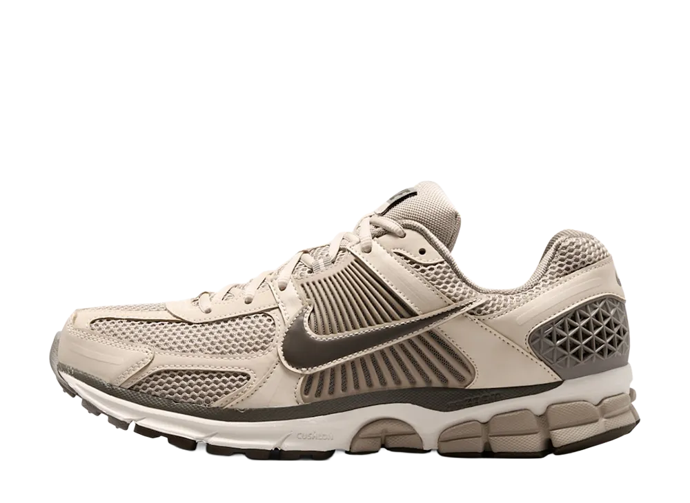Nike Zoom Vomero 5 "Desert Khaki/Light Khaki"