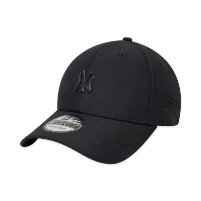 NEW ERA 9Forty Yankees Mini Metal Logo Strapback "Black"