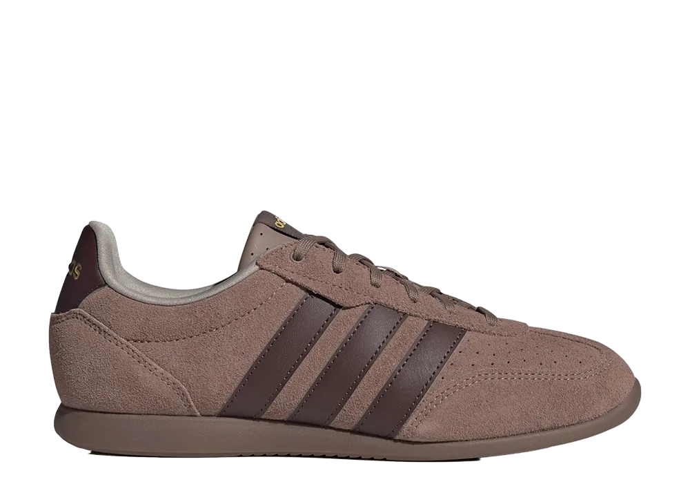 adidas Women's Barreda Lo "Trace Brown/Shadow Brown/Light Brown"