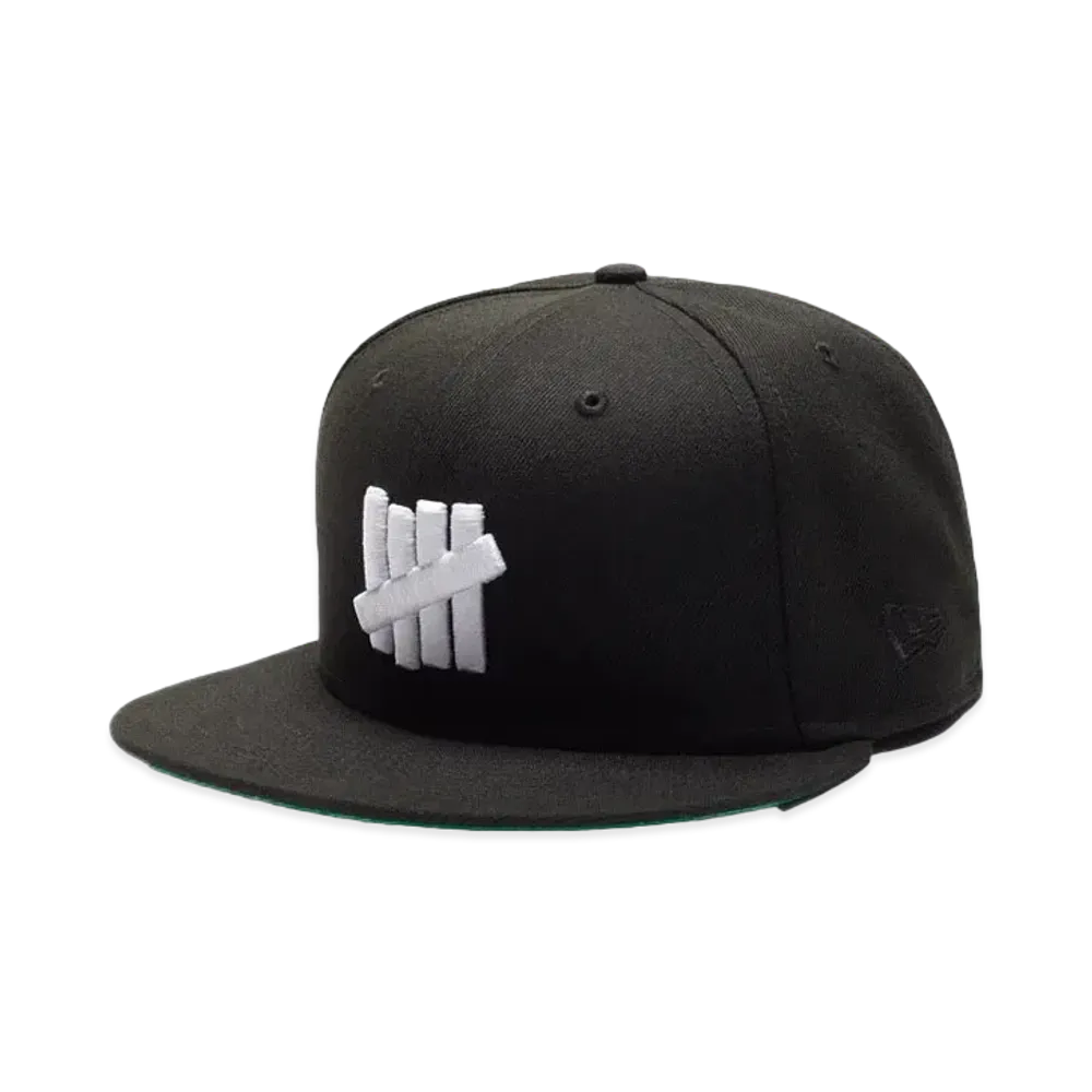UNDEFEATED NE Icon Fitted "Black"