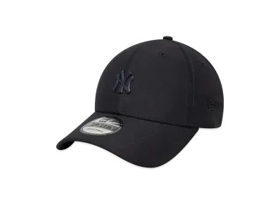 NEW ERA 9Forty Yankees Mini Metal Logo Strapback "Black"