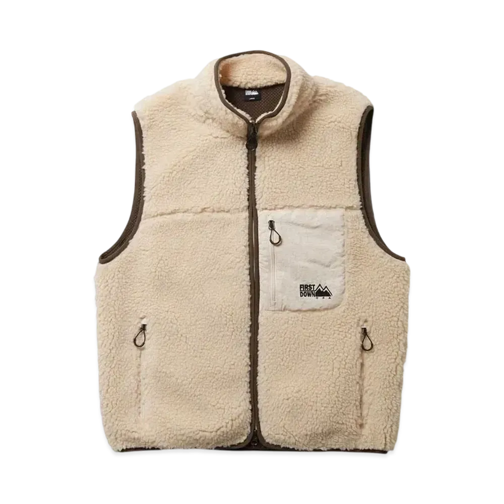 FIRST DOWN Boa Fleece Vest "Off White"