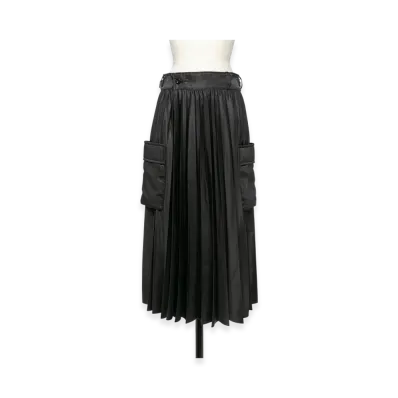 sacai Nylon Twill Skirt "Black"