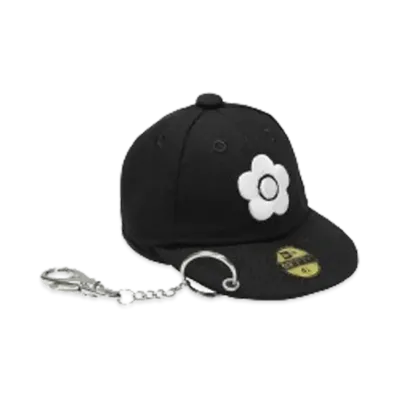 NEW ERA x MARY QUANT Big Daisy Die Cut Pouch "Black"