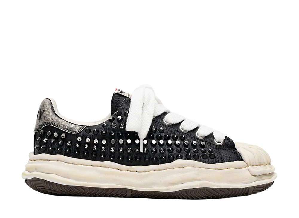 Maison MIHARA YASUHIRO BLAKEY OG Sole Studded Canvas Low-top Sneakers "Black"