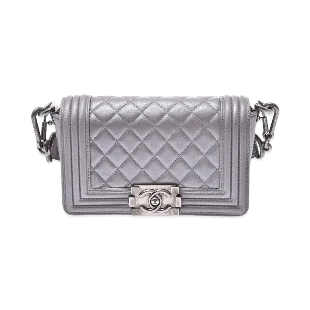 CHANEL Lambskin Matelasse Boy Chanel "Silver"