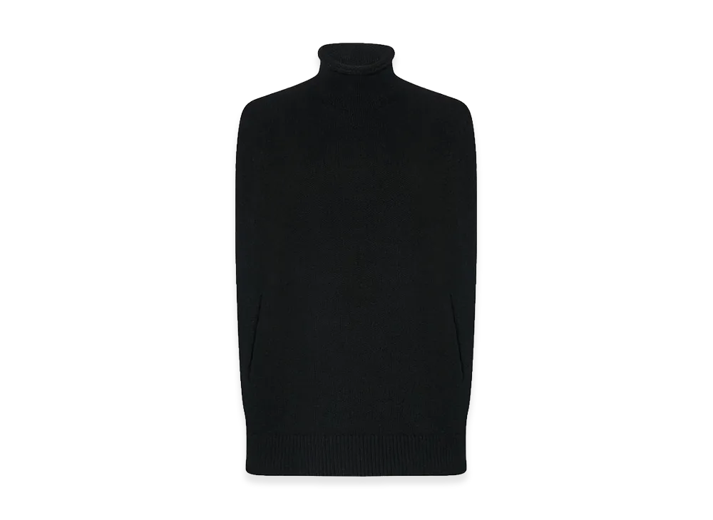 The Row Women's Meo Cashmere Turtleneck "Black"