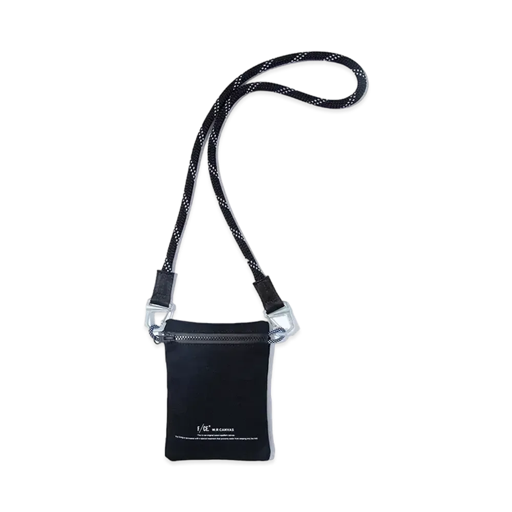 F/CE. W.R Canvas Map Pochette "Black"