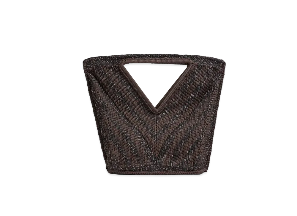 Bottega Veneta Point "Black Fondant"