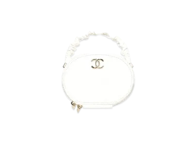 CHANEL Vanity Case Shiny Lambskin "White"
