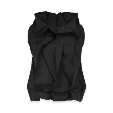132 5. ISSEY MIYAKE Solid "Black"